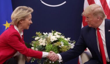 US-Präsident will Gespräche: Trump nennt von der Leyen "fantastisch" - die reagiert mit Humor