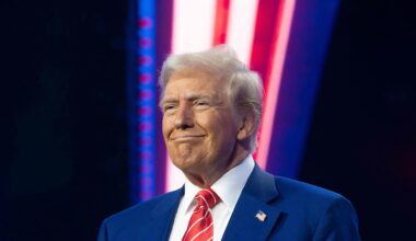 Donald Trump investiert Milliarden in eigene Kryptowährung | Geld