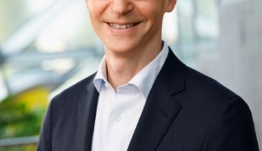 Im vergangenen Jahr haben Kundinnen und Kunden mehr als 1,3 Millionen Neuverträge bei de