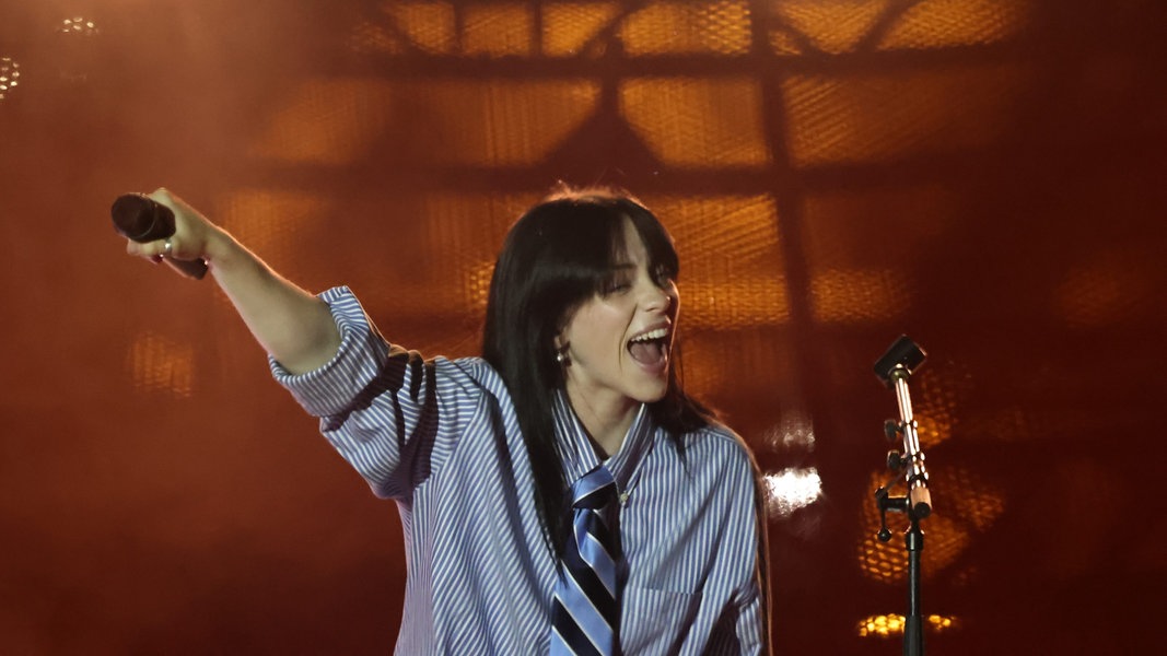 "Happier Than Ever" - Billie Eilish in Hannover | NDR.de - Kultur - Musik