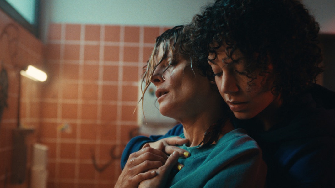 "Blindgänger": Hamburger Schanzenviertel wird Schauplatz menschlicher Dramen | NDR.de - Kultur - Film