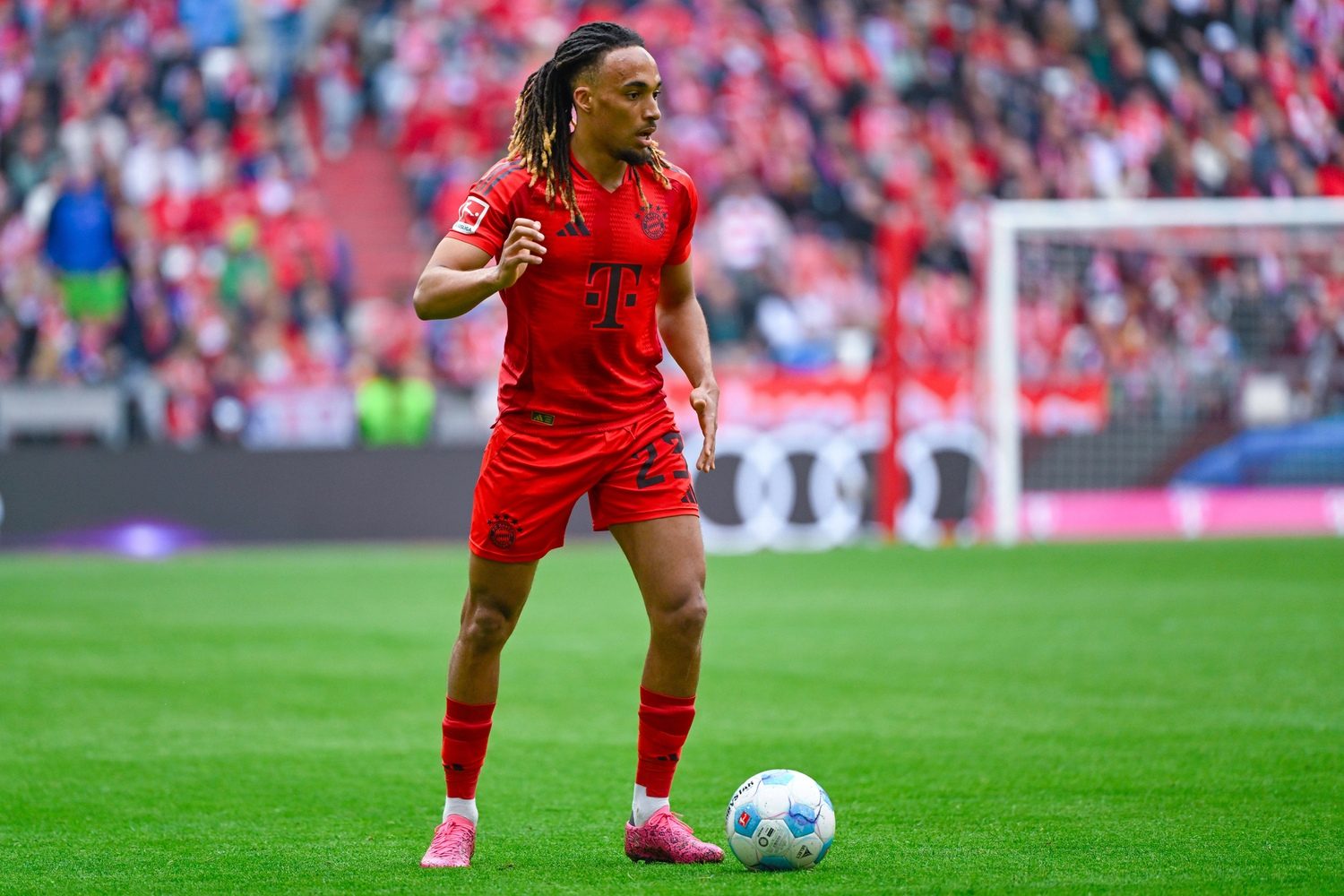Drei Klubs buhlen um Bayern-Flop Boey
