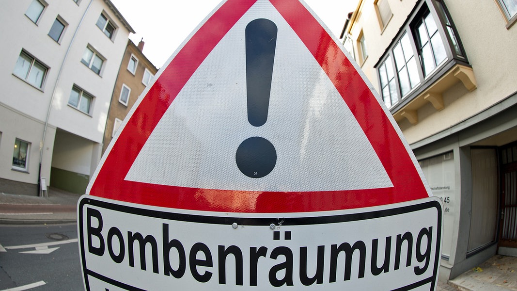 Langenhagen: Evakuierung wegen Blindgänger abgeschlossen | NDR.de - Nachrichten - Niedersachsen