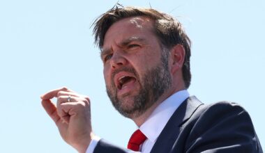 Trump heißt Fans willkommen: JD Vance warnt Besucher der Fußball-WM in den USA