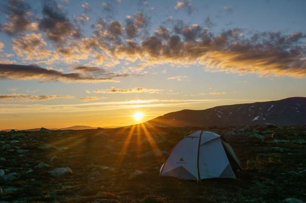 Das Wildcampen ist in Skandinavien in einigen Gebieten grundsätzlich erlaubt.