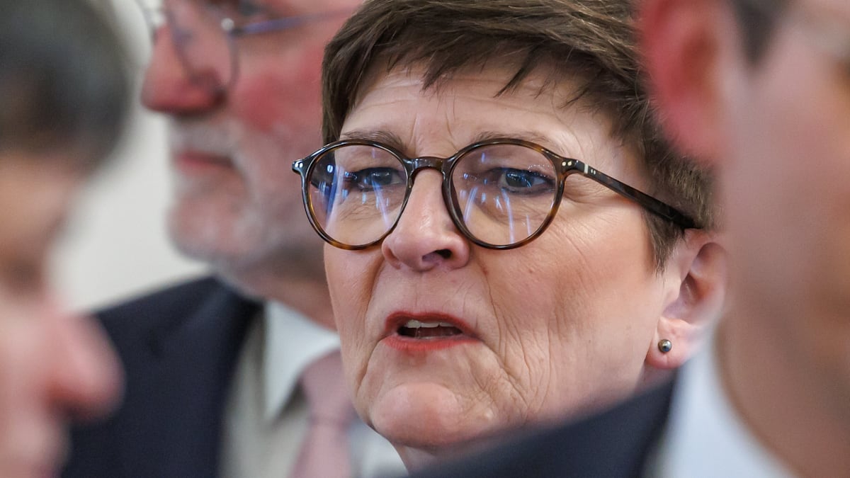 Bundestag ++ Neuer Job für Esken: SPD-Chefin leitet Ausschuss ++ Liveticker