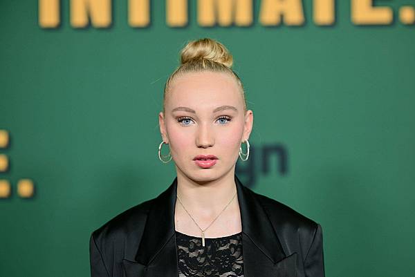 Berlin | Mit 16 längst ein Filmstar: Helena Zengel
