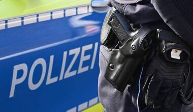 Erding | Bewaffneter Mann von Polizisten bei München angeschossen