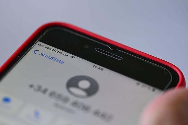 Düsseldorf | Vodafone warnt Handykunden bei Betrugsanrufen
