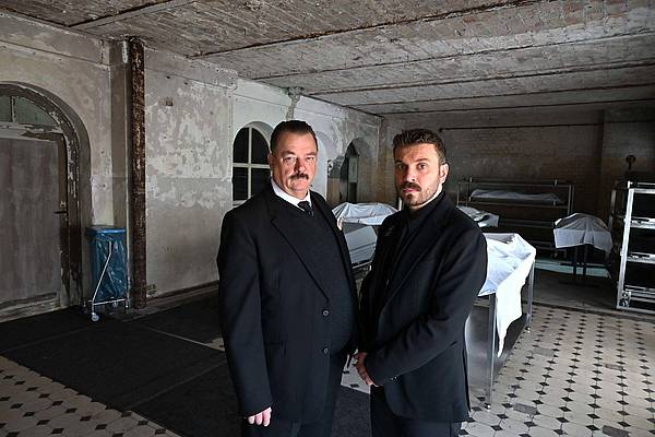 Berlin | Ein viel zu früher Abschied: «Sterben für Beginner»