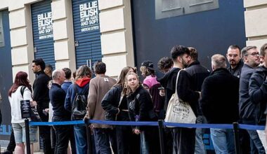 Berlin | Billie Eilish umarmt Fans in Berlin: «Bester Fangirl-Moment»