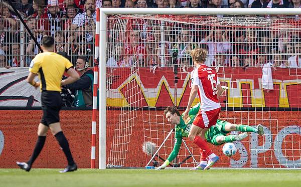 Berlin | 3:0 bei Union: Heidenheim hat Relegationsplatz sicher