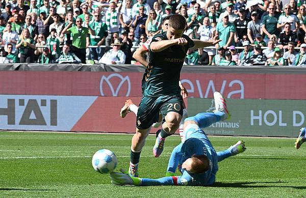 Bremen | Schwache Leipziger verpassen Champions League