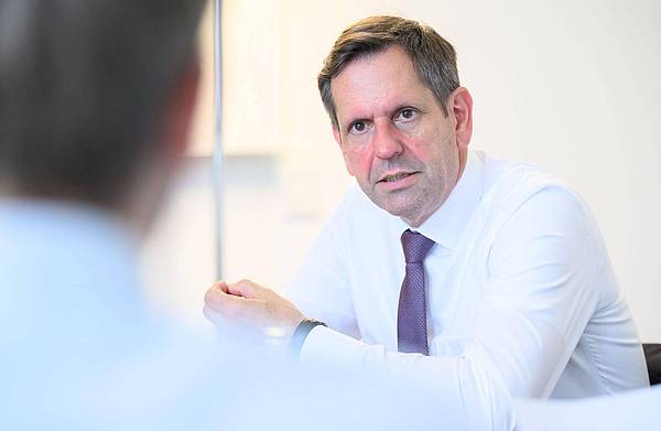Hannover | Regierungschef Lies: Milliarden schnell investieren