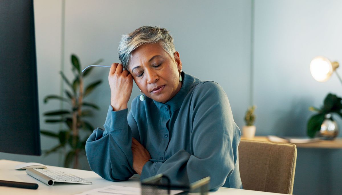 Ständig müde mit über 60? Diese Ursachen bleiben oft unentdeckt