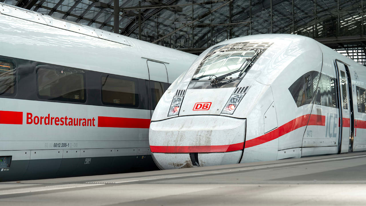 Mann spendiert ganzem Zug Freibier: Den Grund erraten Sie nie | News