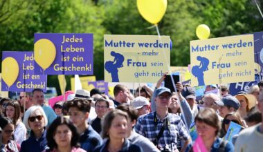 Tausende beim "Marsch für das Leben" in München