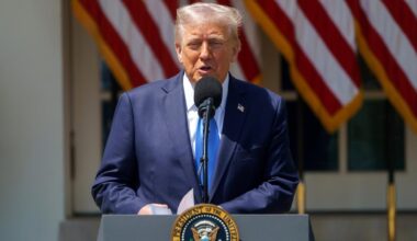 Atomverhandlungen: Trump droht Käufern iranischen Öls mit Sanktionen