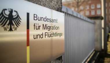 Ex-Chefin des Bremer Bundesamts für Migration bleibt suspendiert