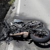 Tödliche Ausfahrt am Vatertag: Motorradfahrer (32) stirbt bei schwerem Unfall