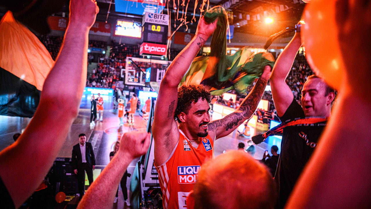 „Keine Angst vor niemandem“ : Ulm fegt Alba in die Ferien | Sportmix