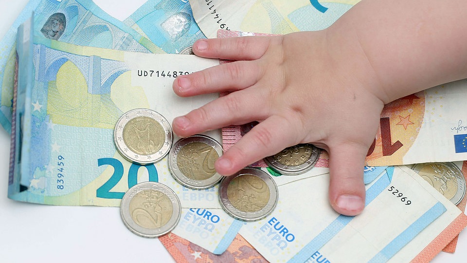 Elterngeld und Elternzeit: Das ist neu seit Mai - MDR