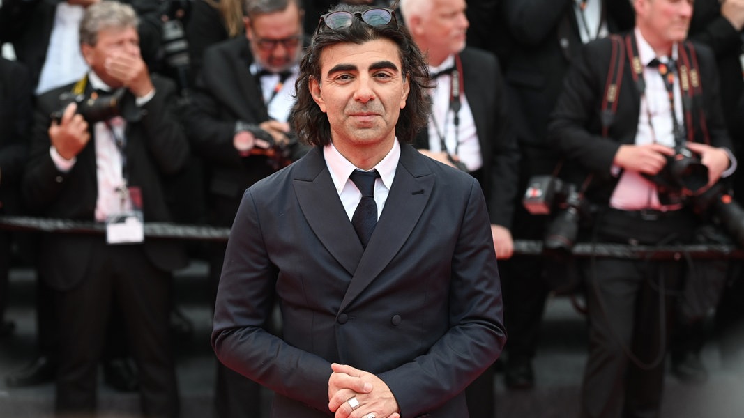 Wie Fatih Akin das Jahr 1945 für "Amrum" zum Leben erweckt | NDR.de - Kultur