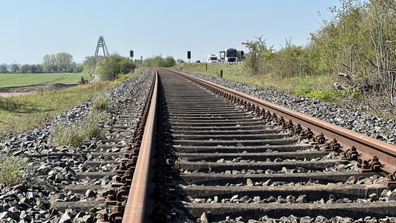 Bahngleise der Hinterlandanbindung auf Fehmarn. © NDR Foto: Hauke Bülow