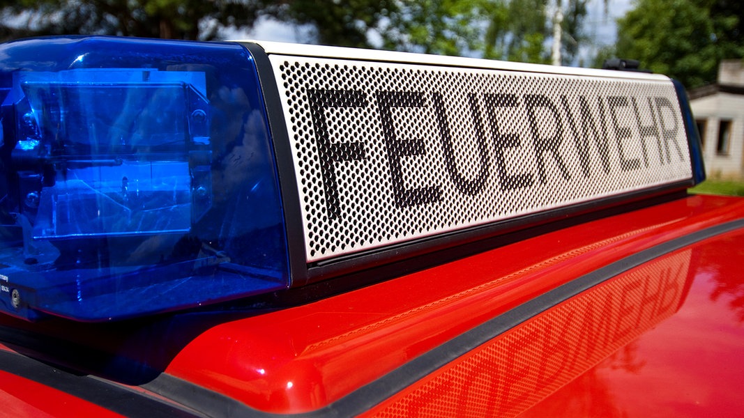 Kaputte Hauptleitung: Wasserrohrbruch in Hamburg-Eimsbüttel | NDR.de - Nachrichten