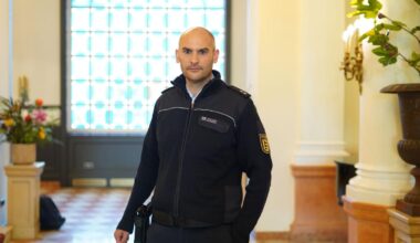 Filmstar statt Finanzminister? Bayaz wird zum Schauspieler