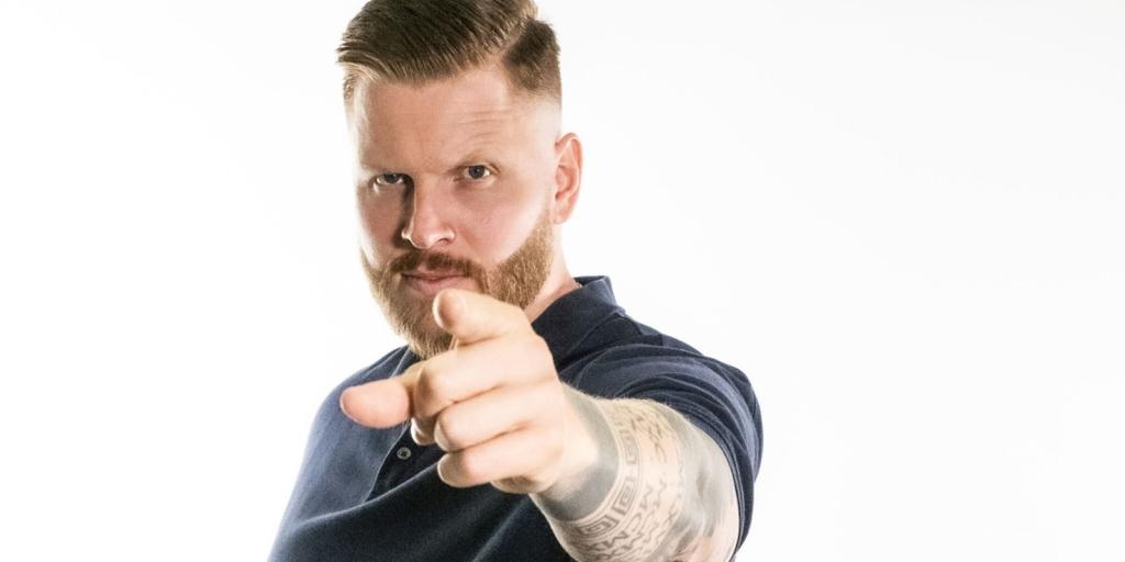 Finch rechnet mit seinem Vater ab