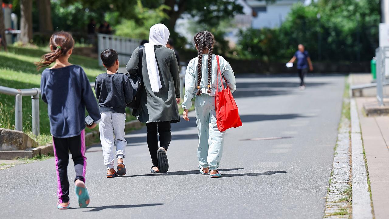 Asylpolitik: Kabinett soll Stopp von Familiennachzug beschließen