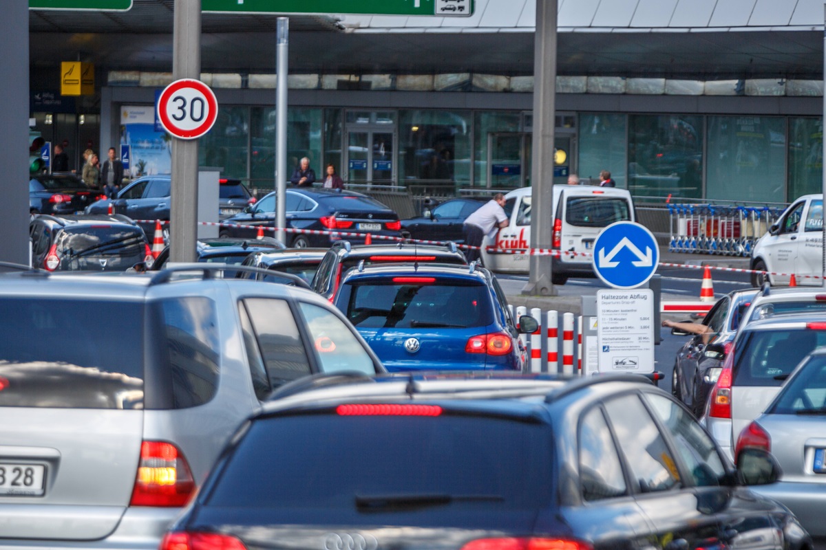 Flughafen Düsseldorf ändert Park-Regelung – es betrifft alle Autofahrer