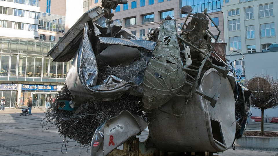 Jena will "Schrott"-Skulpturen von Frank Stella mehr würdigen