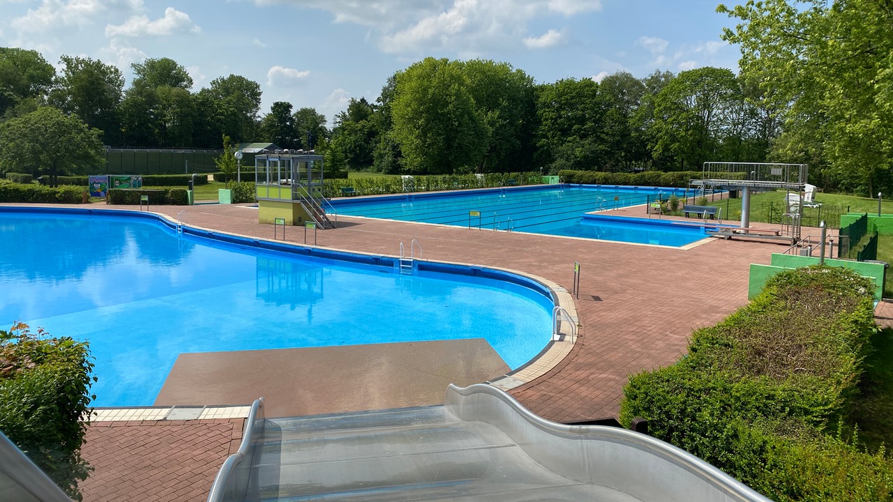 Anbaden mit freiem Eintritt: Freibadsaison in Bremerhaven beginnt