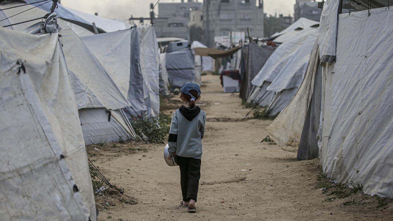 Hilfsorganisationen beklagen "Kriegswaffe Hunger" im Gazastreifen