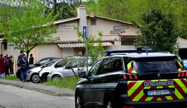 Tatverdächtiger stellt sich nach Messerangriff in Moschee