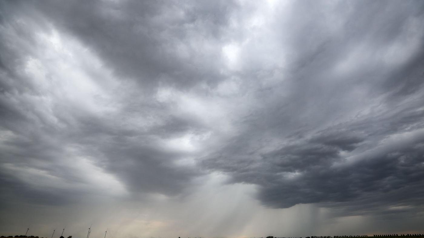 Sommerliche Temperaturen und Gewitter am Wochenende
