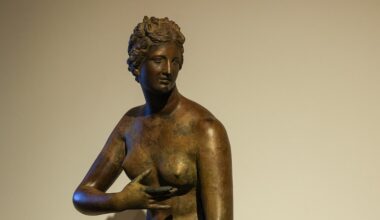 Grassi Museum Leipzig: Sexismus-Debatte um nackte Skulptur