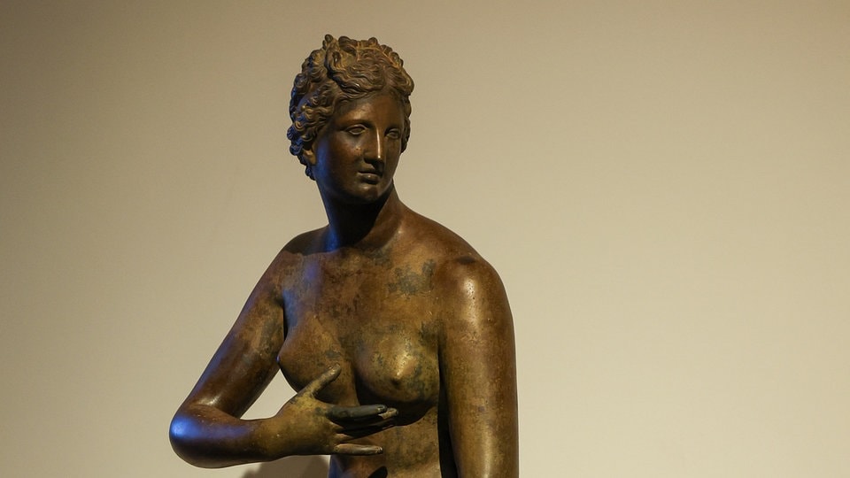 Grassi Museum Leipzig: Sexismus-Debatte um nackte Skulptur