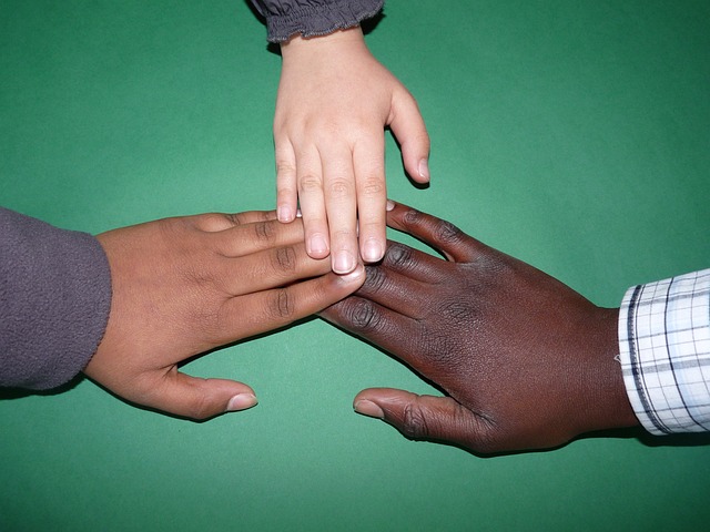 Förderung einer inklusiven und offenen Gesellschaft