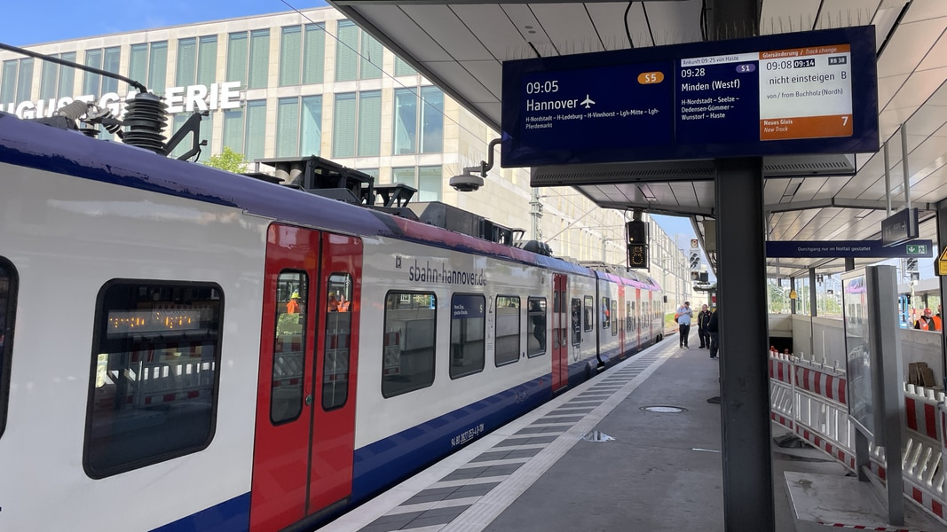 Hauptbahnhof Hannover: Erste Bauarbeiten am Bahnsteig A fertig | NDR.de - Nachrichten - Niedersachsen