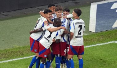 Hamburger SV steigt in die erste Fußball-Bundesliga auf