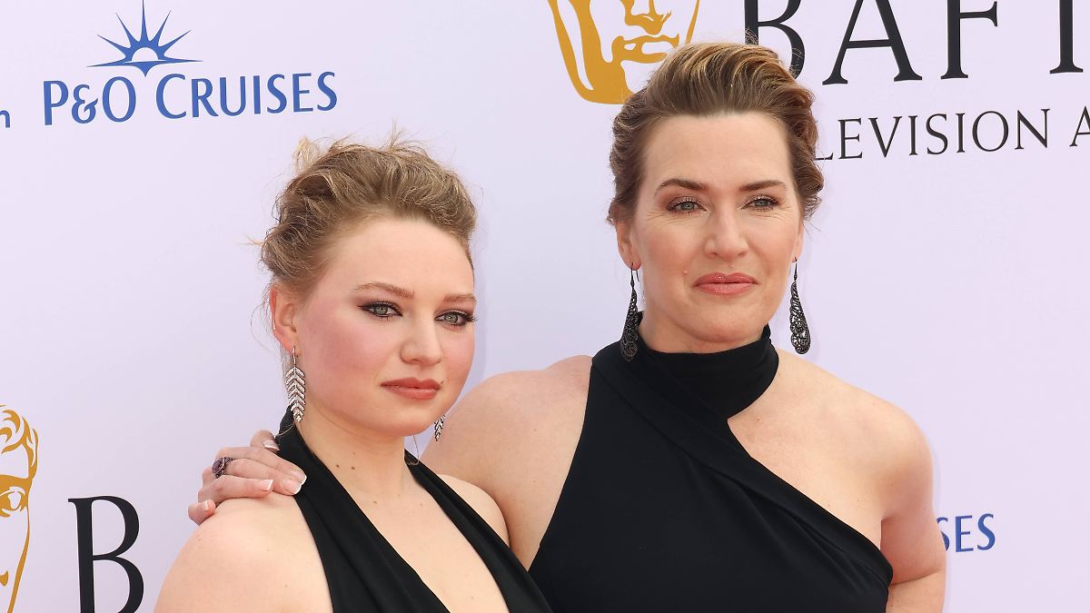 Kate Winslets Tochter Mia Threapleton durfte "Titanic"-Sexszene nicht sehen
