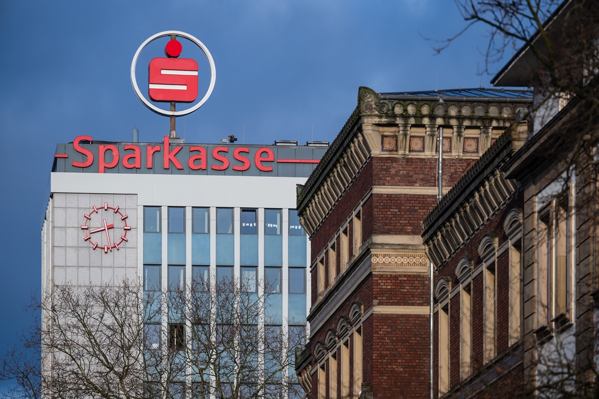 Sparkasse Duisburg schraubt am Preis – Kunden müssen reagieren