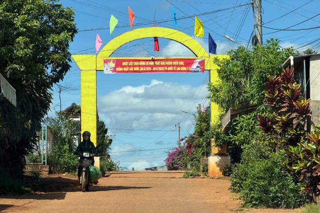 Den Engpass im roten Buch lösen, damit die Armen einen Platz zum Leben haben. Foto 4