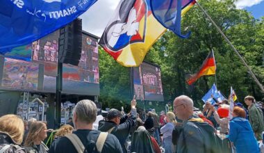 Tausende Teilnehmer zu Querdenken-Demonstration in Berlin erwartet
