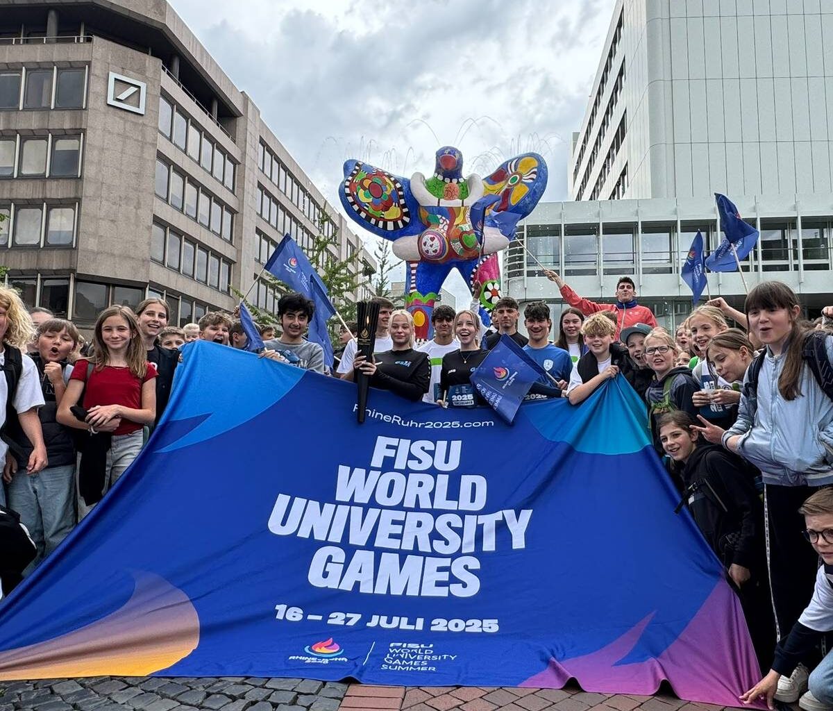 FISU-Fackel in Duisburg angekommen - Radio Duisburg