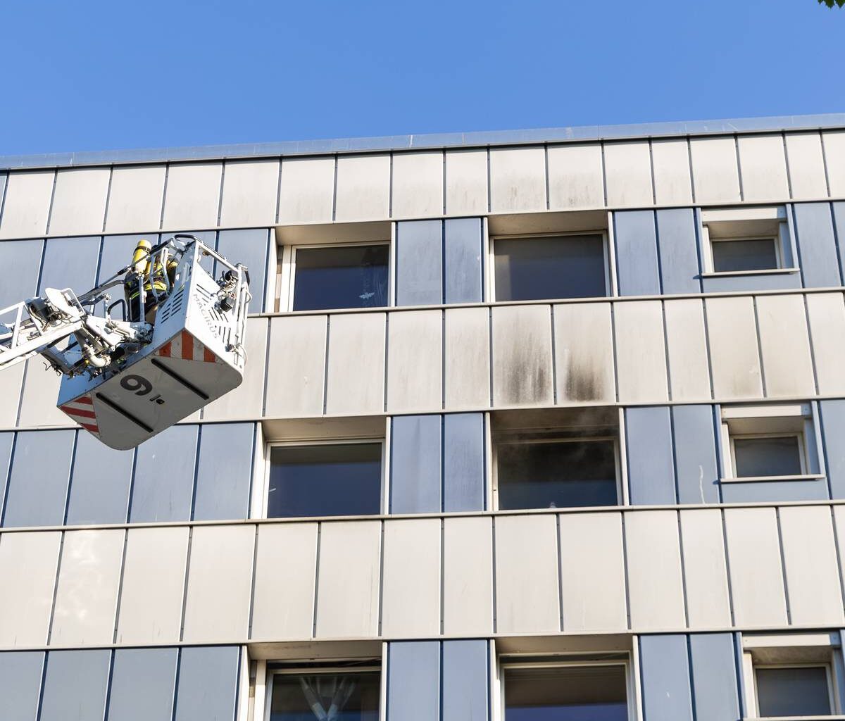 Feuerwehr Essen löscht Küchenbrand - Radio Essen