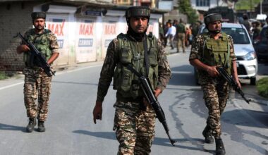 Indien und Pakistan liefern sich Gefechte in der Region Kaschmir
